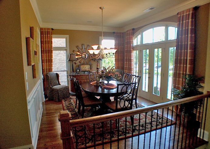 Separate Dining Room. 10 Foot Ceilings On Main.